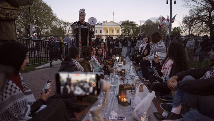 Amerikalı Müslümanlardan Beyaz Saray önünde “Gazze ile dayanışma” iftarı