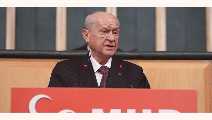 Bahçeli: Gazze katliamının perdelenmesi için iki devletin ön planda olduğu tiyatro gösterisi sahnelenmiştir