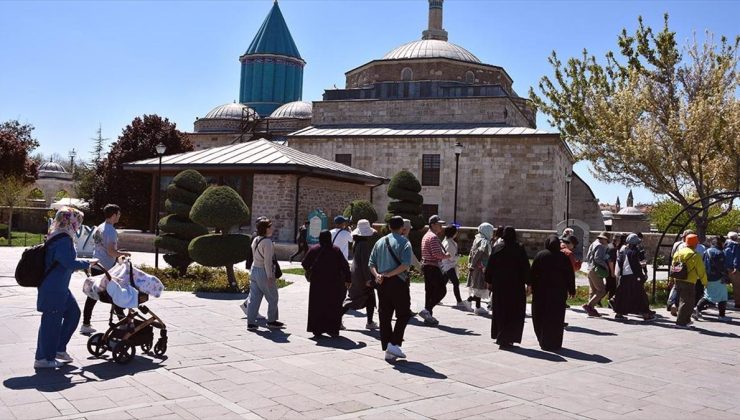 Bayram tatilinde müze ve ören yerlerini 1 milyon 700 binin üzerinde kişi ziyaret etti