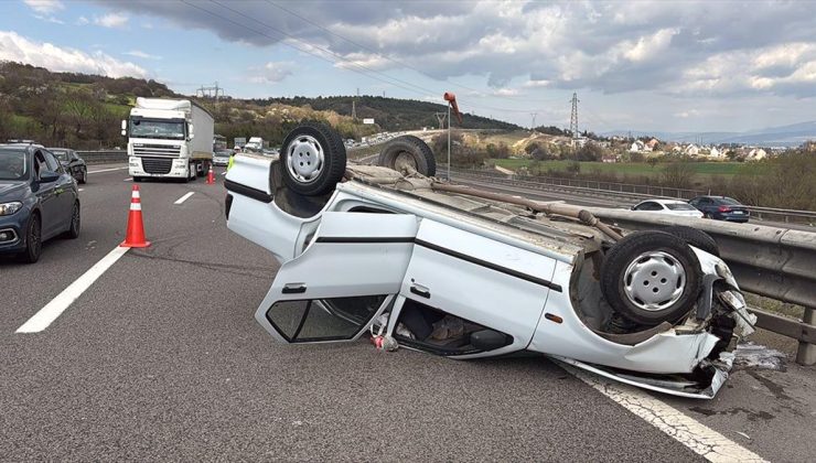 Bayram tatilinin ilk 3 günündeki trafik kazalarında 19 kişi öldü, 2 bin 912 kişi yaralandı