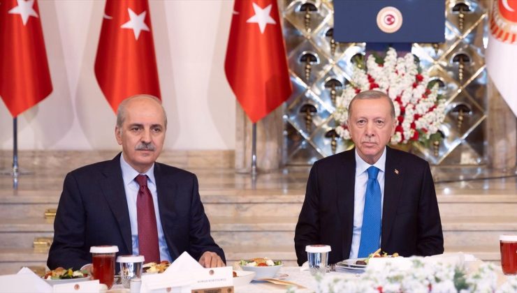 Cumhurbaşkanı Erdoğan, TBMM Başkanı Kurtulmuş’un Meclis’te verdiği iftara katıldı