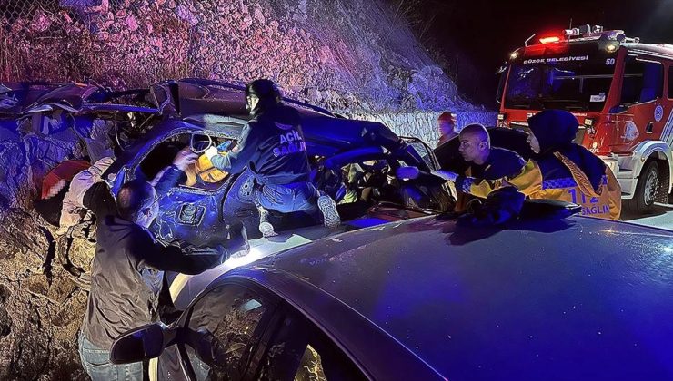 Düzce’de zincirleme trafik kazasında 1 kişi öldü, 3 kişi yaralandı