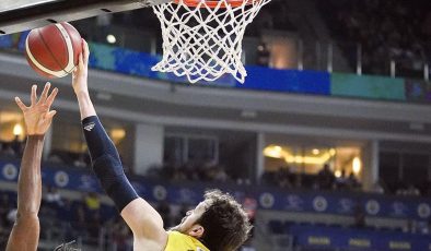 Fenerbahçe Beko THY Avrupa Ligi’nde yarın Olympiakos’a konuk olacak