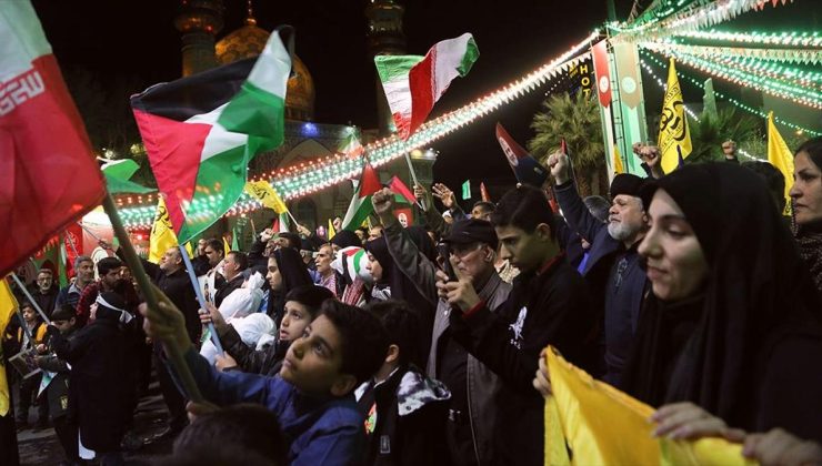 İran’da, Şam’daki konsolosluk binasına yapılan saldırı protesto edildi