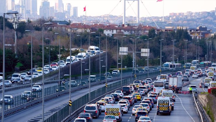 İstanbul’da bayram öncesi trafik yoğunluğu