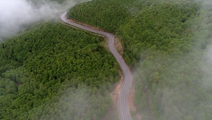 Kırklareli’nde sisle buluşan Yıldız Dağları dron ile görüntülendi