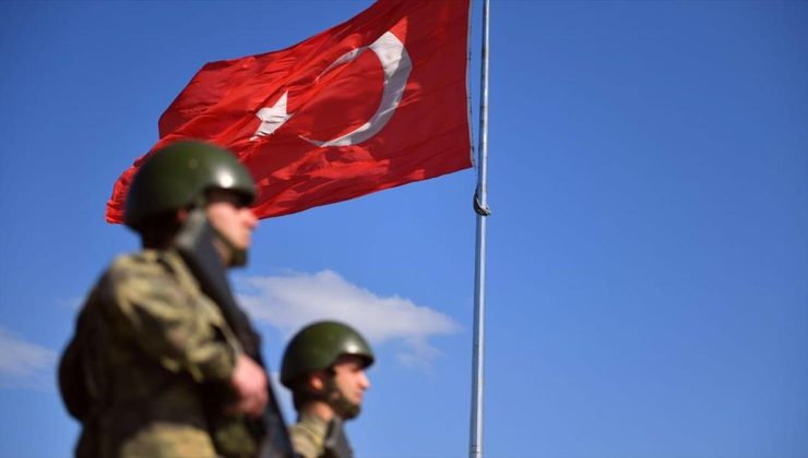 Yunanistan’a yasa dışı yollarla geçmeye çalışan 9 kişi yakalandı