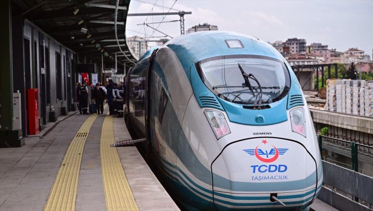 İstanbul-Sivas aktarmasız ekspres yüksek hızlı tren seferleri başladı