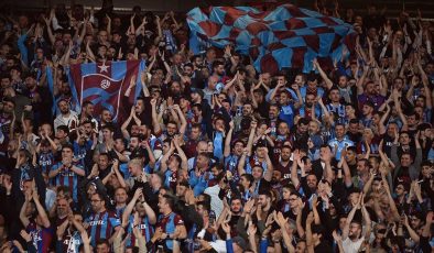 Trabzonspor’dan pilot takımı 1461 Trabzon FK’ye taraftar desteği