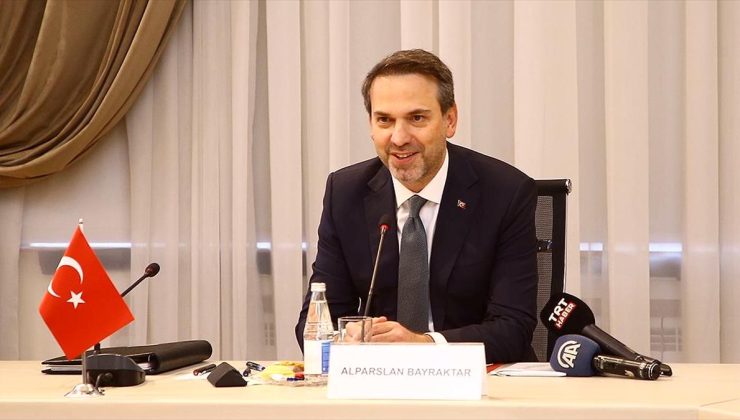 Bakan Bayraktar: Iğdır-Nahçıvan Doğalgaz Boru Hattı’nda çalışmalar yoğun bir şekilde devam ediyor