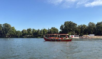 “Balkanlar’ın boğazı” olarak anılan Meriç Nehri’nde kancabaş kayıklar için engel kalmadı