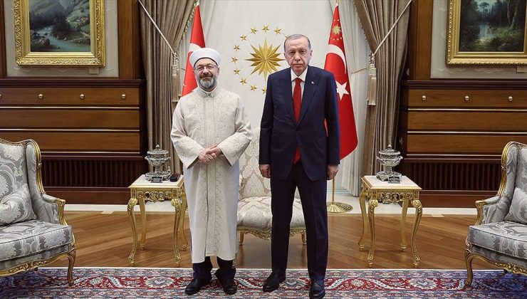 Cumhurbaşkanı Erdoğan, Diyanet İşleri Başkanı Erbaş’ı kabul etti