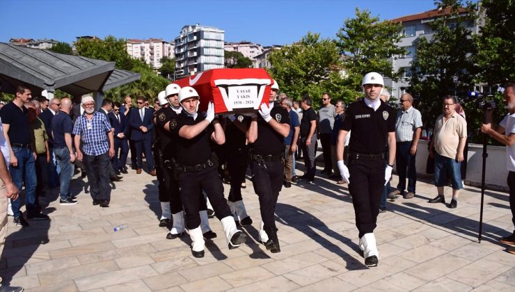 Eski Dışişleri Bakanı Yaşar Yakış’ın cenazesi Düzce’de defnedildi