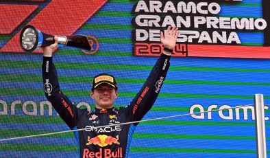 F1 İspanya Grand Prix’sini Verstappen kazandı