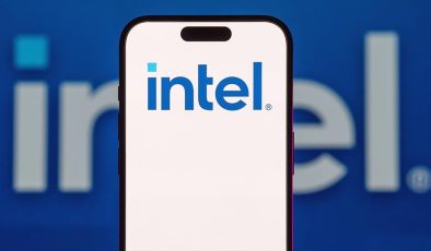 Intel, İrlanda tesisi için kurulan ortak girişimdeki yüzde 49’luk hissesini 11 milyar dolara Apollo’ya satıyor