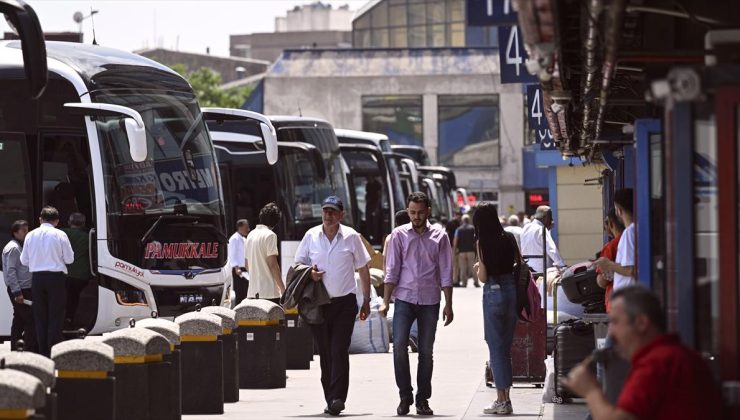 İstanbul’da bayram öncesi otobüs biletleri tükendi, ek seferler konuldu