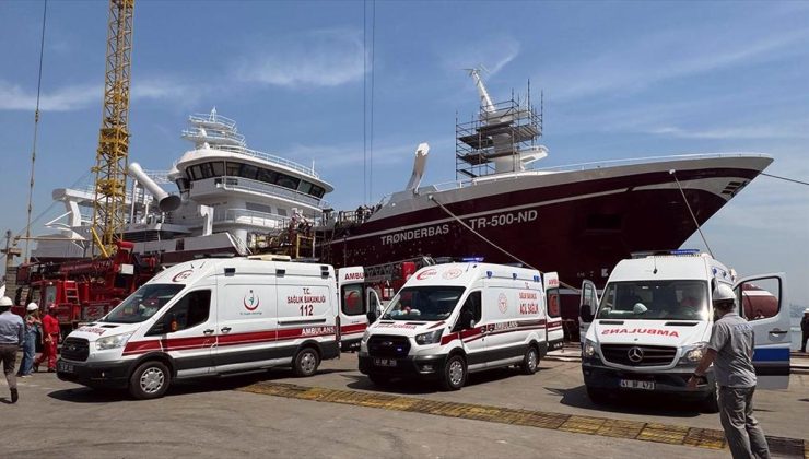 Kocaeli’de tersanedeki gemide çıkan yangında yaralanan 4 personel hastaneye kaldırıldı