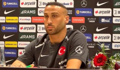 Milli futbolcu Cenk Tosun, Vincenzo Montella’dan forma bekliyor