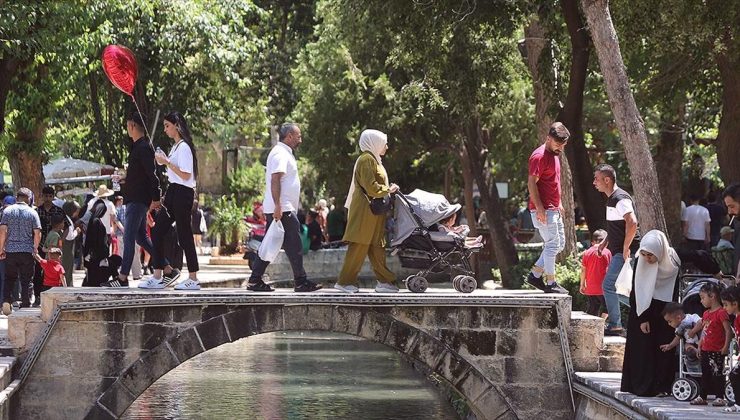 Şanlıurfa’da termometreler 48 dereceyi gösterdi