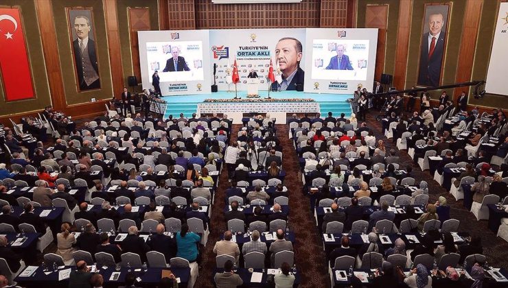 AK Parti’nin “Yerel Yönetimler İstişare ve Değerlendirme” kampı sona erdi