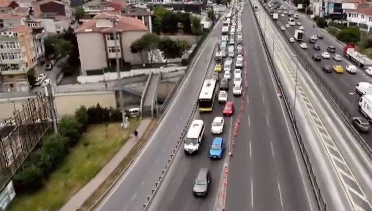 Asfalt yenileme çalışması yapılan Haliç Köprüsü’nde trafik yoğunluğu