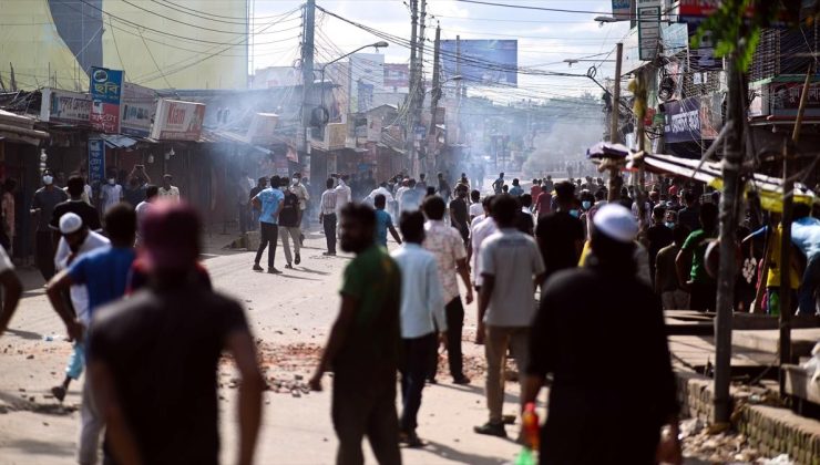 Bangladeş’te “kamuda kontenjan” kararı protestolarında ölü sayısı 25’e yükseldi