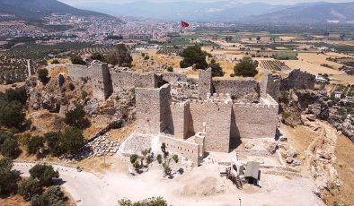 Beçin Antik Kenti’nde Tarihe Işık Tutuluyor