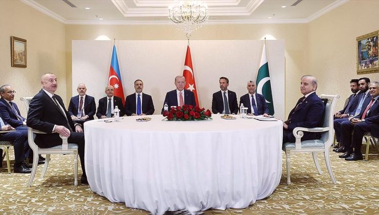 Cumhurbaşkanı Erdoğan, Azerbaycan Cumhurbaşkanı Aliyev ve Pakistan Başbakanı Şerif ile üçlü toplantı yaptı