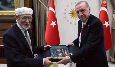 Cumhurbaşkanı Erdoğan, Faslı filozof Taha Abdurrahman’ı kabul etti