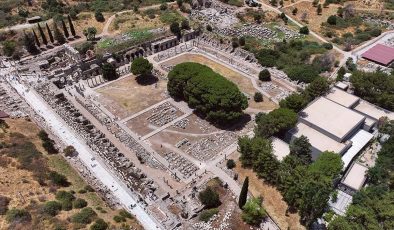 İzmir’de Efes Antik Kenti’nde Yürütülen Kazı ve Restorasyon Çalışmaları