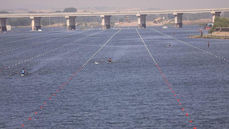 Meriç Nehri’nde Gençler Türkiye Kürek Kupası ilk gün müsabakaları başladı