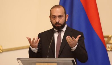 Mirzoyan: Bir aylık yoğun çalışmayla süreci tamamlayıp Azerbaycan’la anlaşmayı imzalayabiliriz