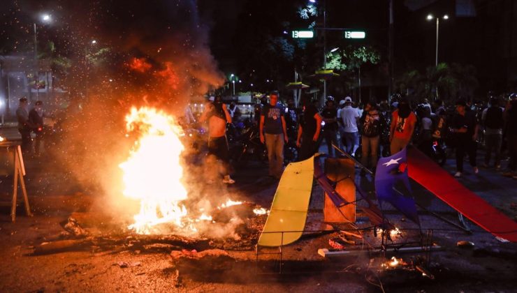 Venezuela’da seçim sonuçlarına yönelik protestoda 6 kişi yaşamını yitirdi