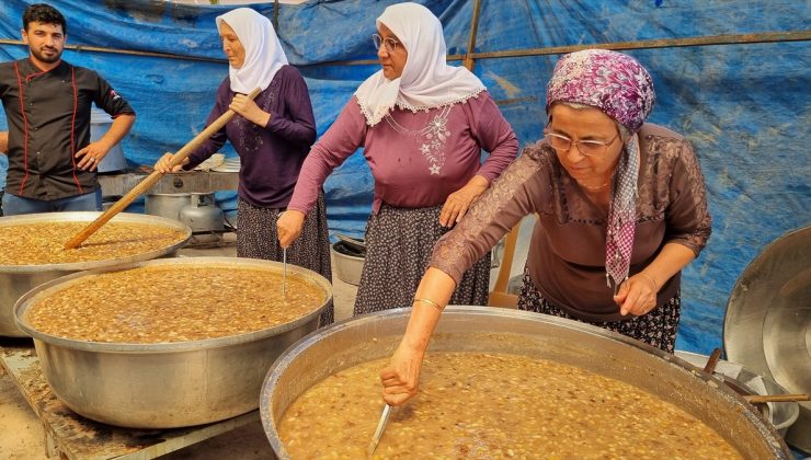 Pazar Yerinde Aşure Etkinliği