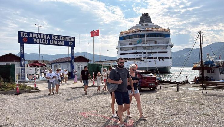 “Astoria Grande” kruvaziyeri Amasra’ya 50’nci seferini yaptı