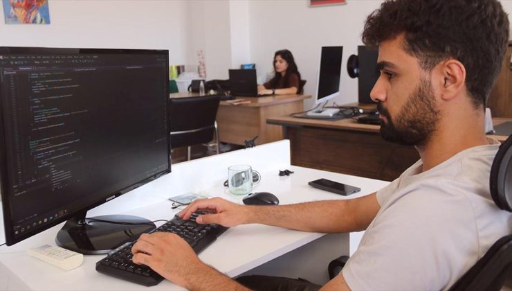 Dicle Teknokent yüzde 100 doluluk oranıyla 500 kişiye istihdam sağlıyor