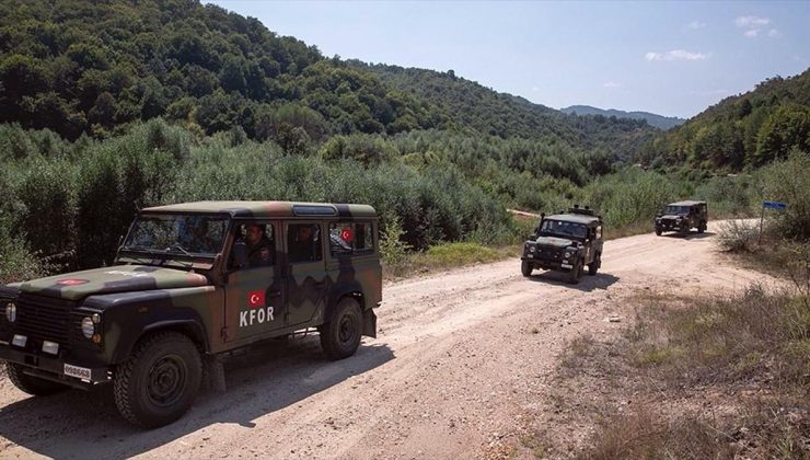 Mehmetçik, Kosova-Sırbistan sınır bölgesinde devriye faaliyetlerine devam ediyor