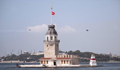 SOLOTÜRK İstanbul semalarında çevre tanıma uçuşu yaptı