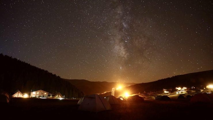 “Yıldız fotoğrafçıları” Giresun’daki Kümbet Yaylası’nda bir araya geldi