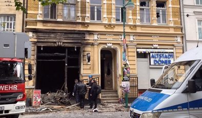 Almanya’da iki Türk’ün hayatını kaybettiği yangınla ilgili kundaklama şüphesiyle soruşturma başlatıldı