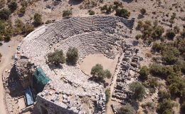 Arkaik Sur İçi Manastır Alanında Yapılan Kazılarda Geç Antik Çağ’a Ait Yapılar Gün Yüzüne Çıkıyor