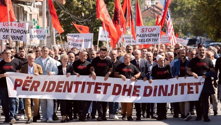 Arnavutlar, Sırbistan’ın güneyindeki Preşevo’da ayrımcılığı protesto etti