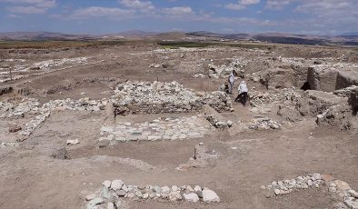 Oluz Höyük’teki kazılarda 18 yılda 6 uygarlığa ait 2 binden fazla eser bulundu