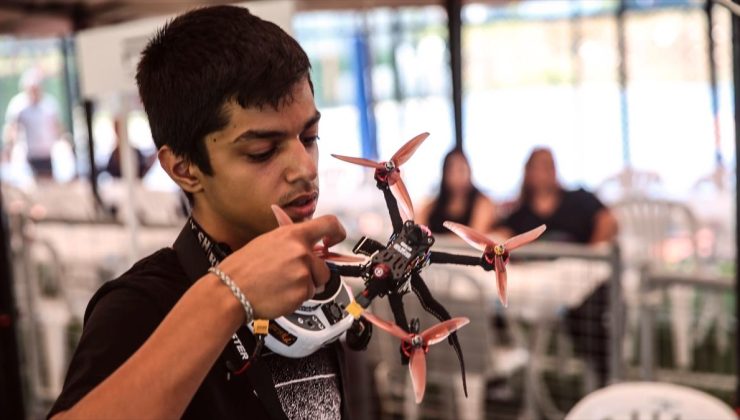 TEKNOFEST Drone Şampiyonası’nın ikinci etabı Mersin’de başladı