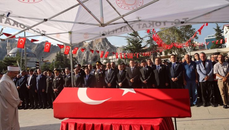 Tunceli’de şehit olan askerler son yolculuklarına uğurlandı