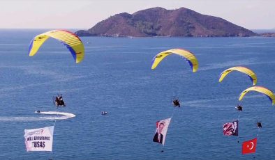 24. Uluslararası Ölüdeniz Hava Oyunları Festivali’nde THK’dan TUSAŞ’a Destek Uçuşu