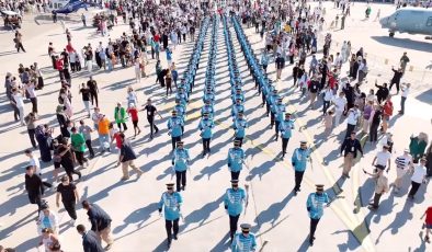 Cumhurbaşkanlığı Muhafız Alayı Tüfekli Gösteri Bölüğü, TEKNOFEST’te gösteri yaptı