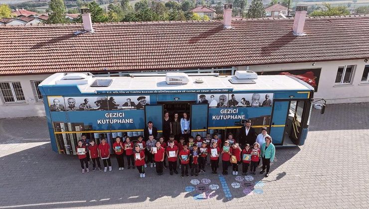 Edirne’deki Gezici Kütüphane ile Köy Okullarında Kitap Sevinci