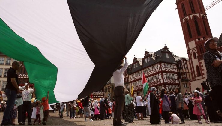 Frankfurt’ta Filistin’e destek gösterisi yasaklandı