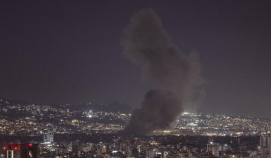 İsrail ordusu, Beyrut’un güneyindeki Dahiye’nin mahallelerine hava saldırısı düzenledi